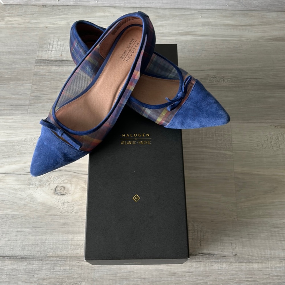 Halogen Atlantic-Pacific blue suede and multicolor mesh flats 8M